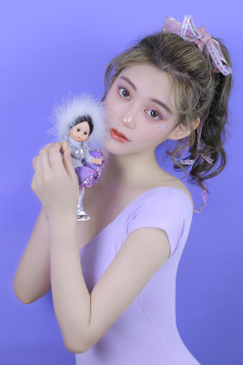 明星专题：刘明月